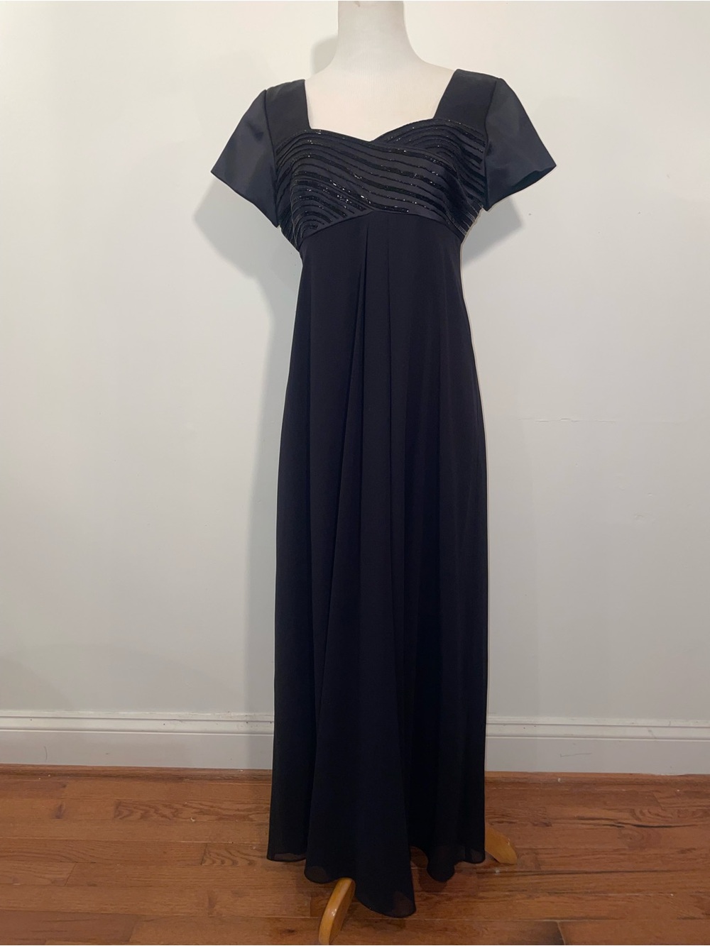 Vintage Liz Claiborne Night Petite Elegant Black Evening Gown with Beaded Bodice